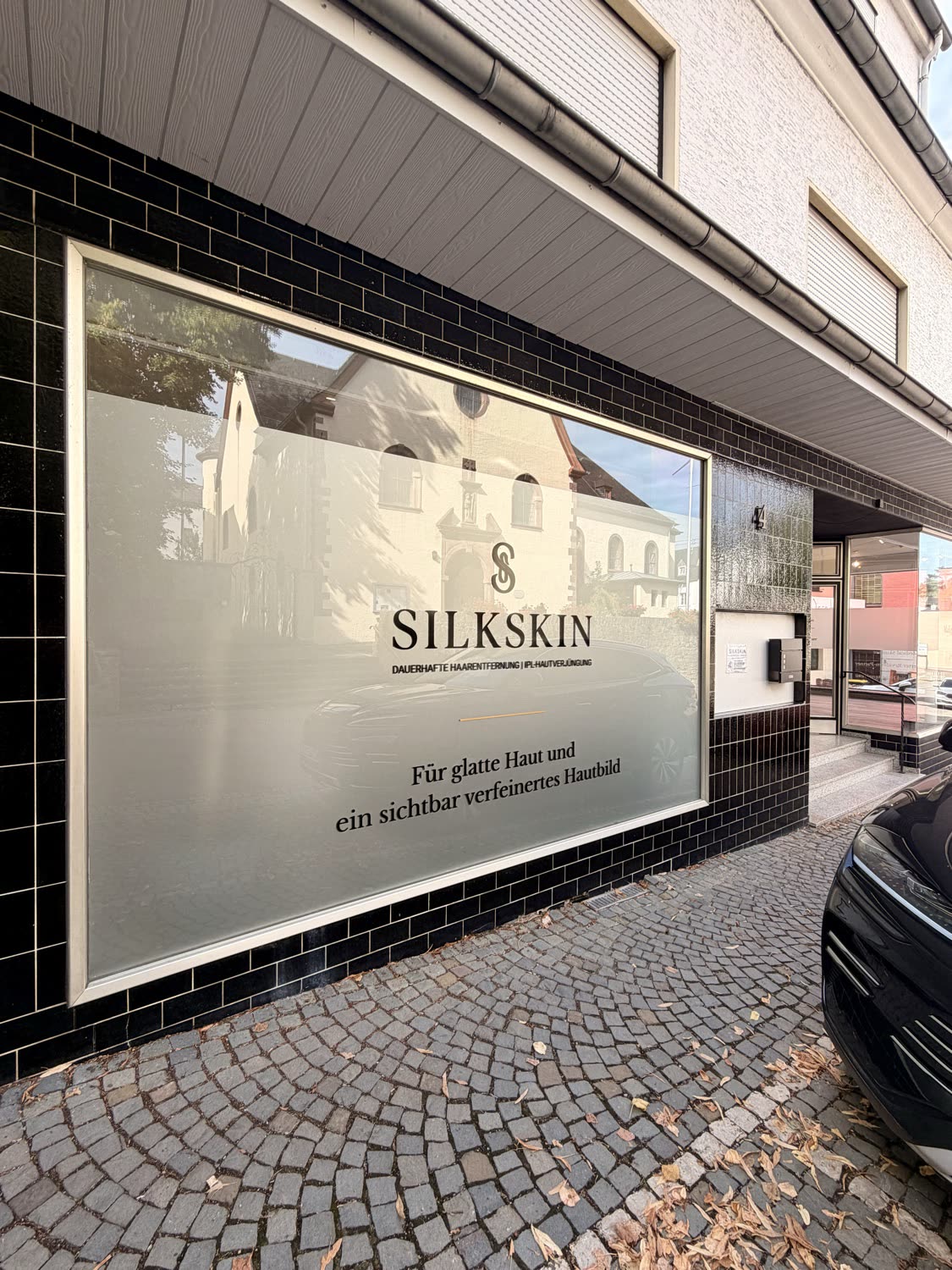 Vue extérieure de SILKSKIN à Perl